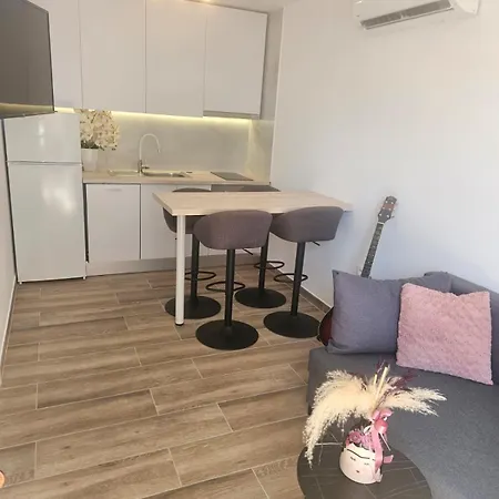 Rita Apartment